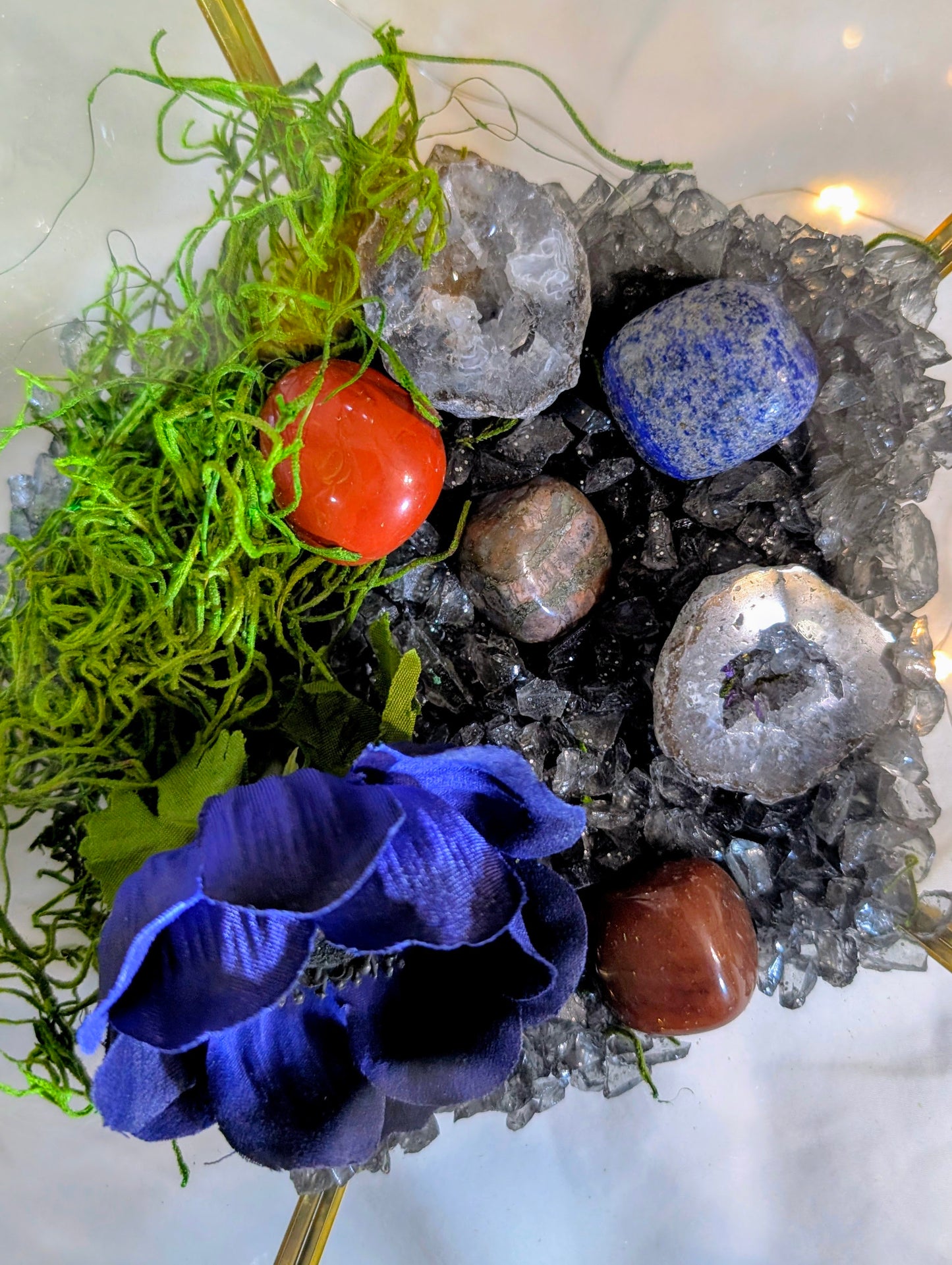 Crystal Dew Crystal Geode Terrarium