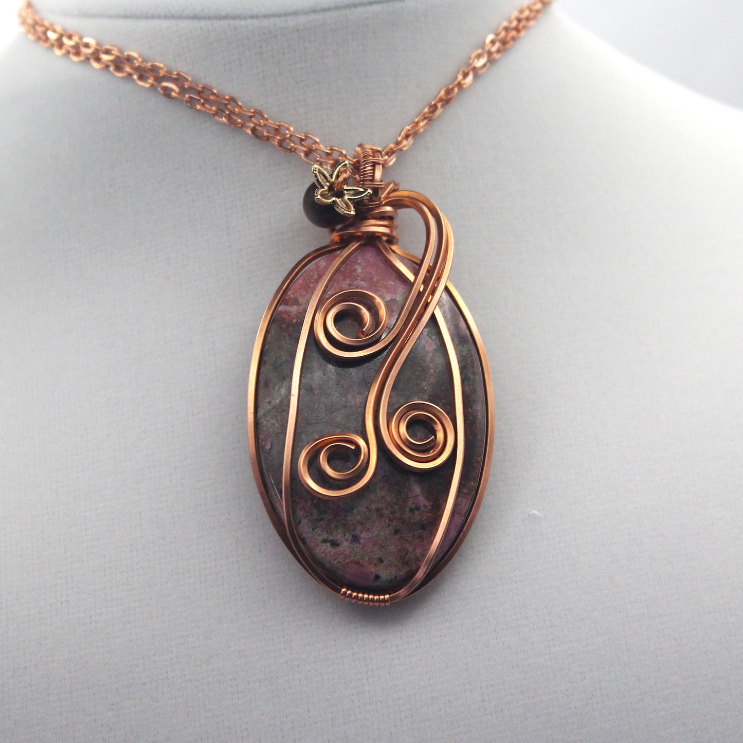 Raw Copper Caboltoan Calcite Beaded Pendant Neclace