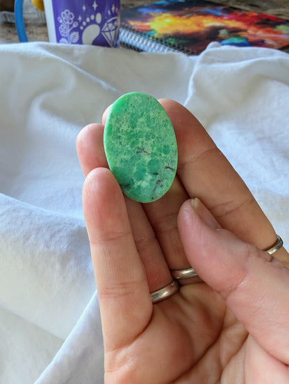 Chrysoprase Cabochon Creation