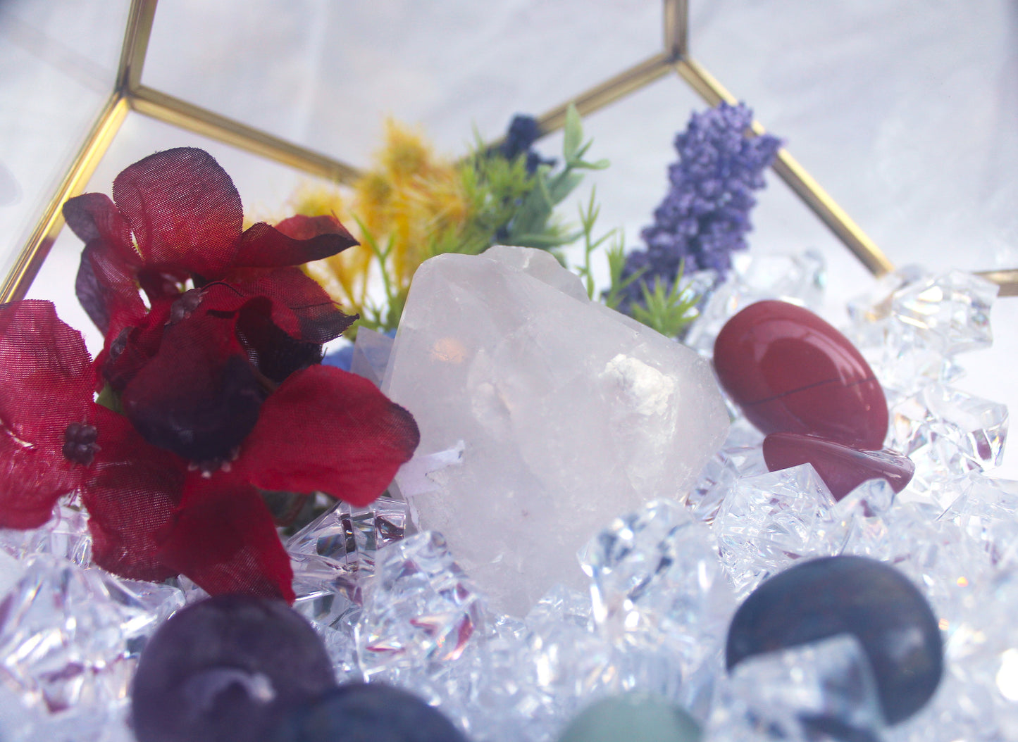 Crystal Geode Terrarium Quartz - Aligned Again