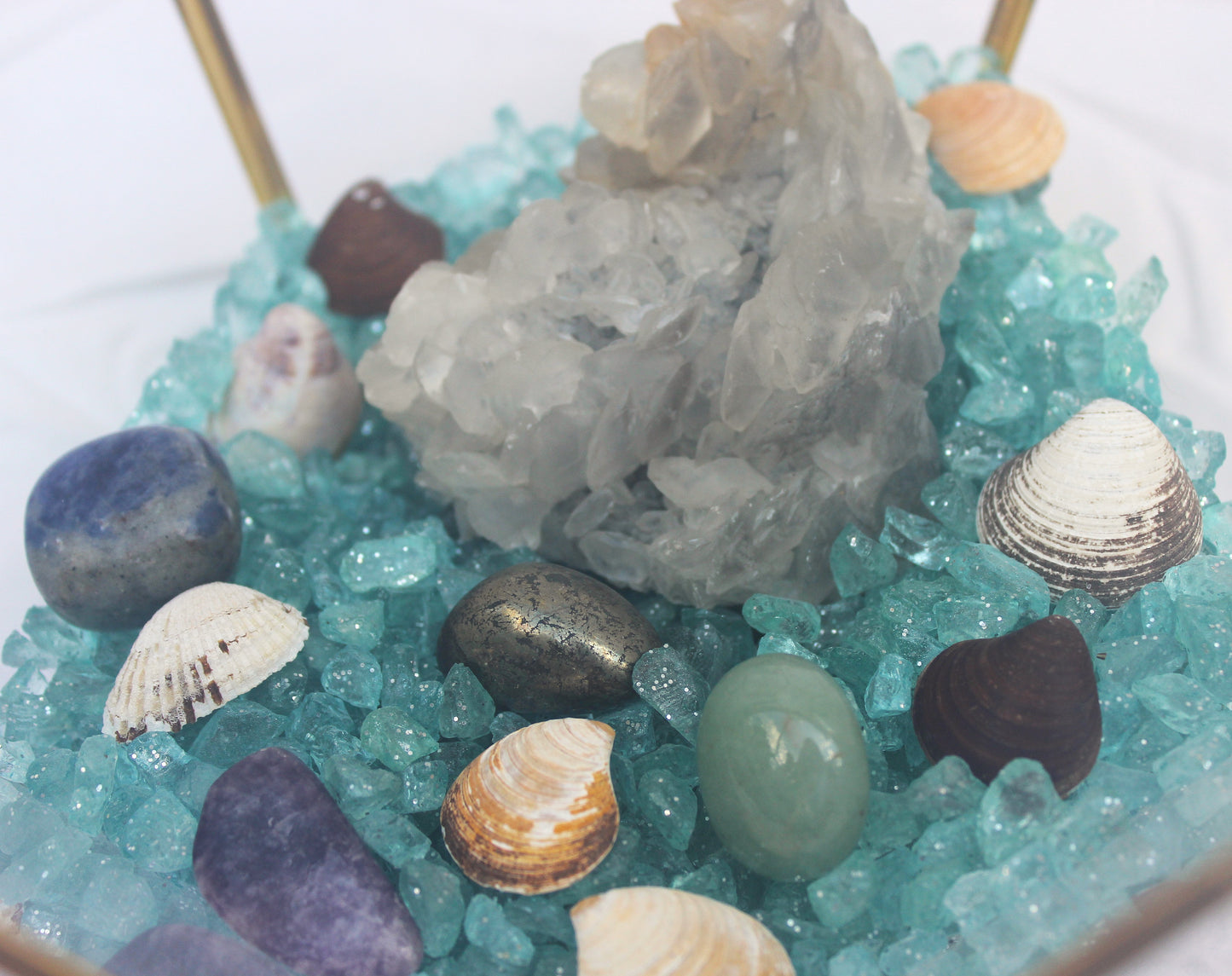 Crystal Geode Terrarium Scalenohedral Calcite - Dogtooth Tides