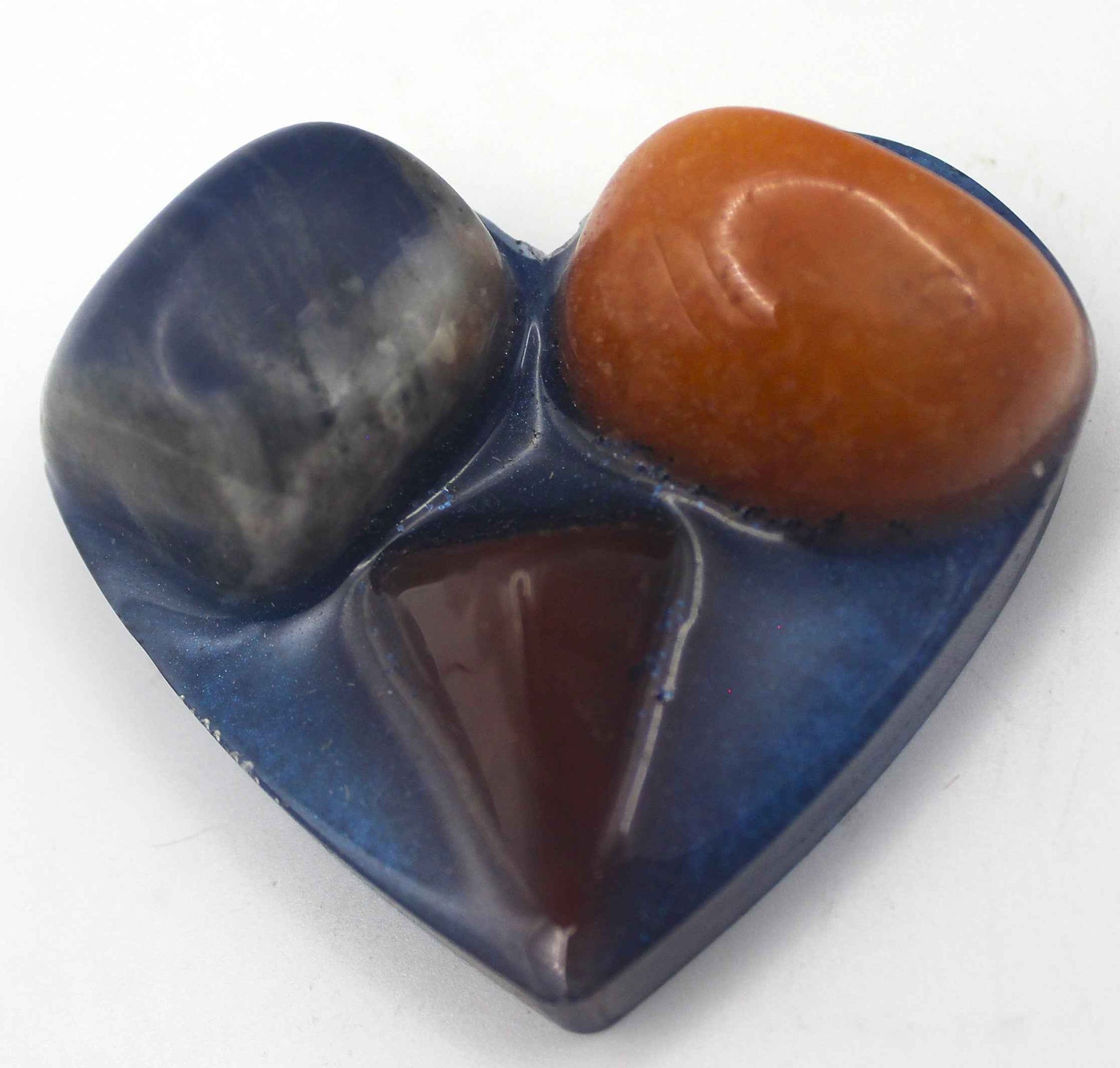 Resin Crystal Fidget Heart – Tactile Soothing Pocket Stone