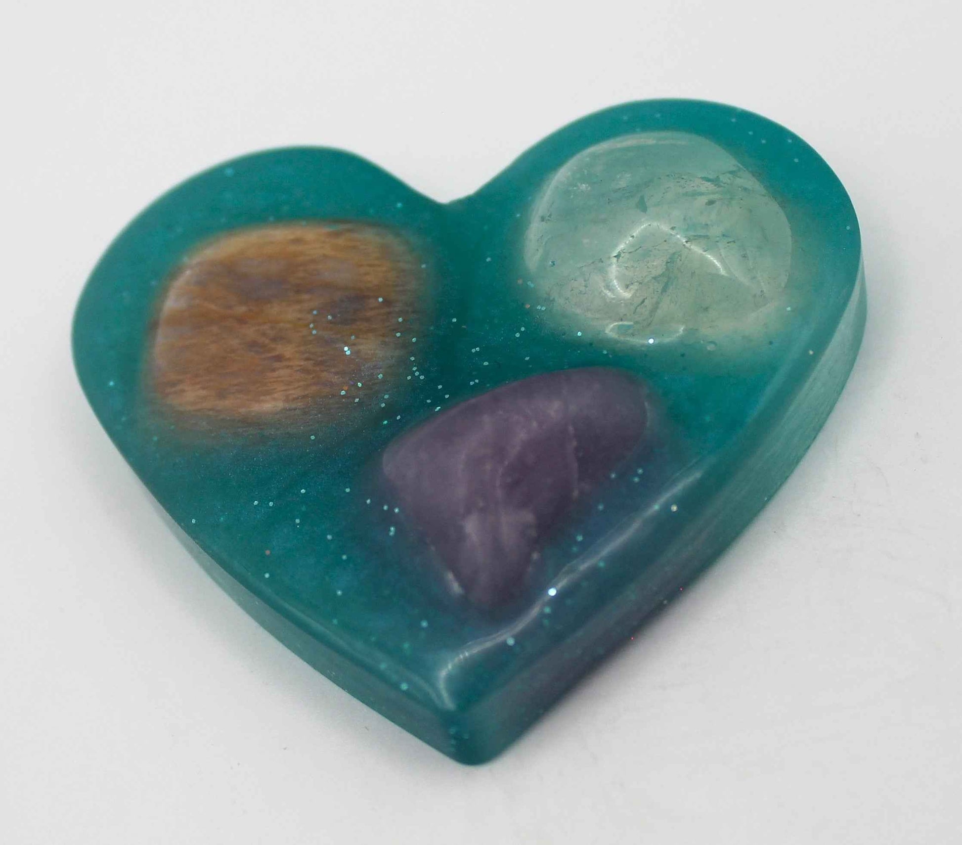 Resin Crystal Fidget Heart – Tactile Soothing Pocket Stone