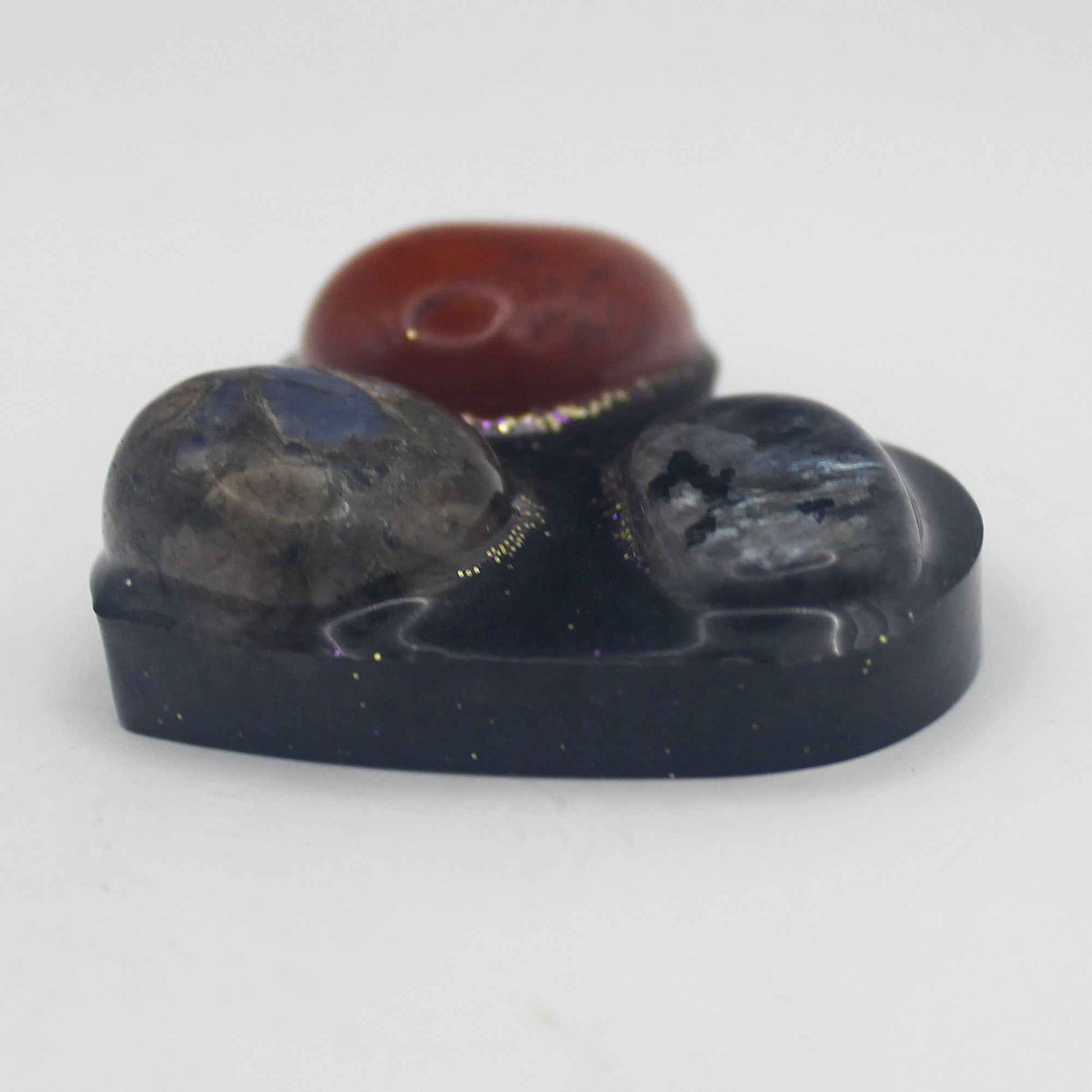 Resin Crystal Fidget Heart – Tactile Soothing Pocket Stone