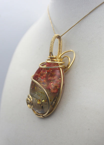 Gold Flower Resin Pendant Necklace