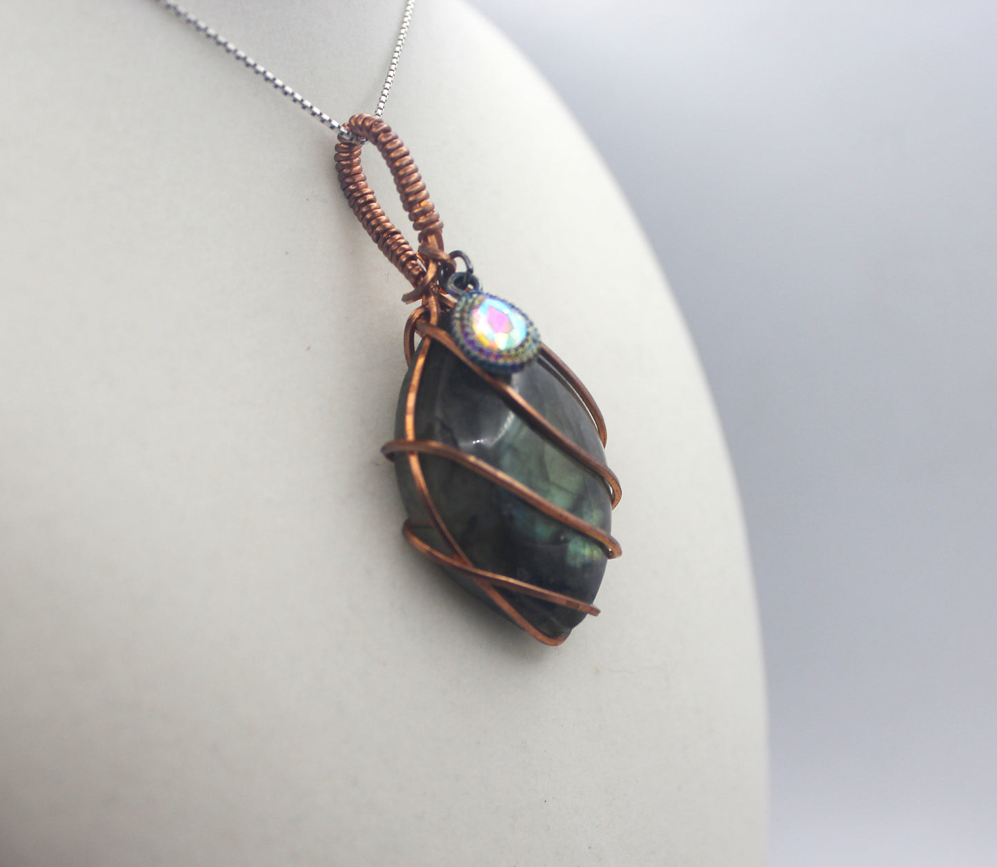 Raw Copper Labradorite with Charm Pendant Necklace