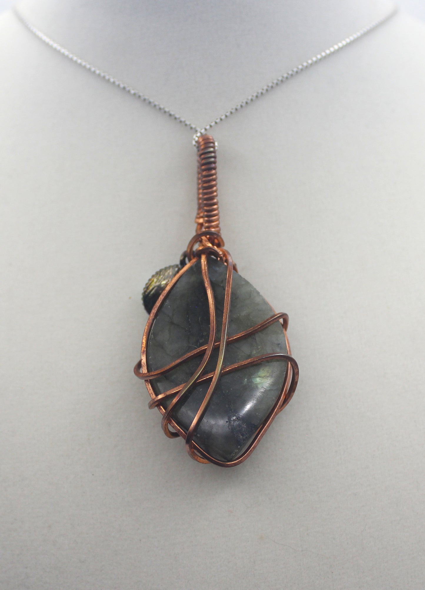Raw Copper Labradorite with Charm Pendant Necklace