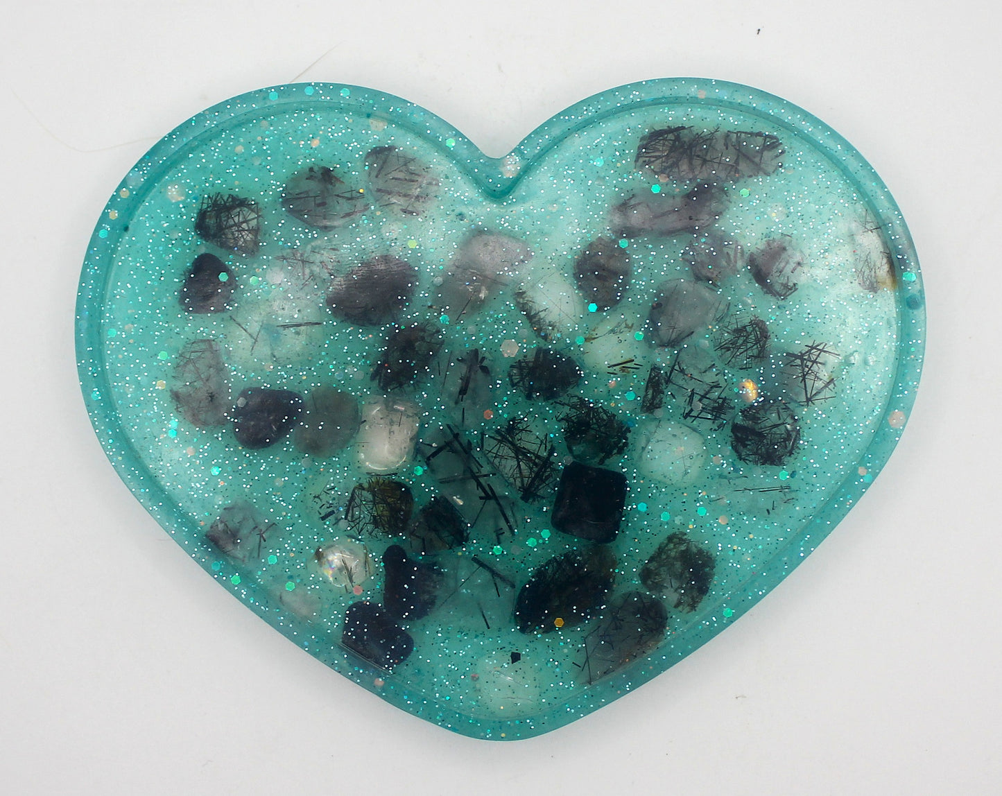 Resin Crystal Chip Heart Tray Lipped