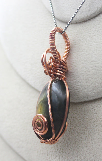Raw Copper Labradorite Pendant Necklace