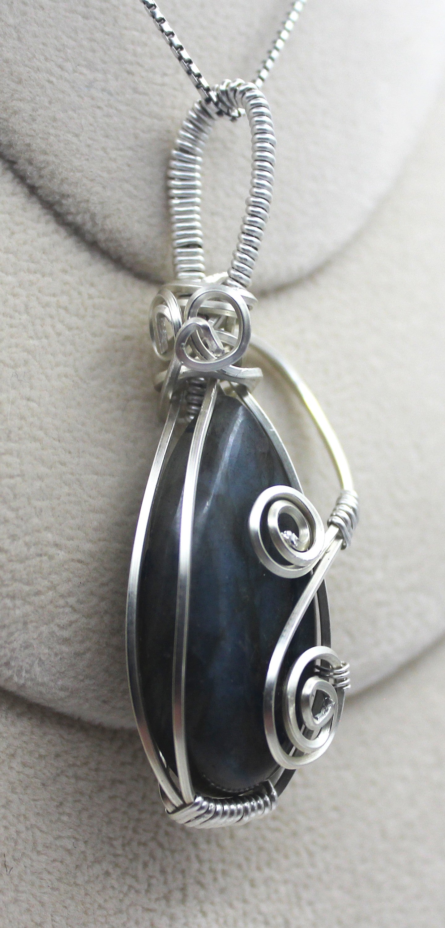 Argentium Silver Labradorite Pendant Necklace