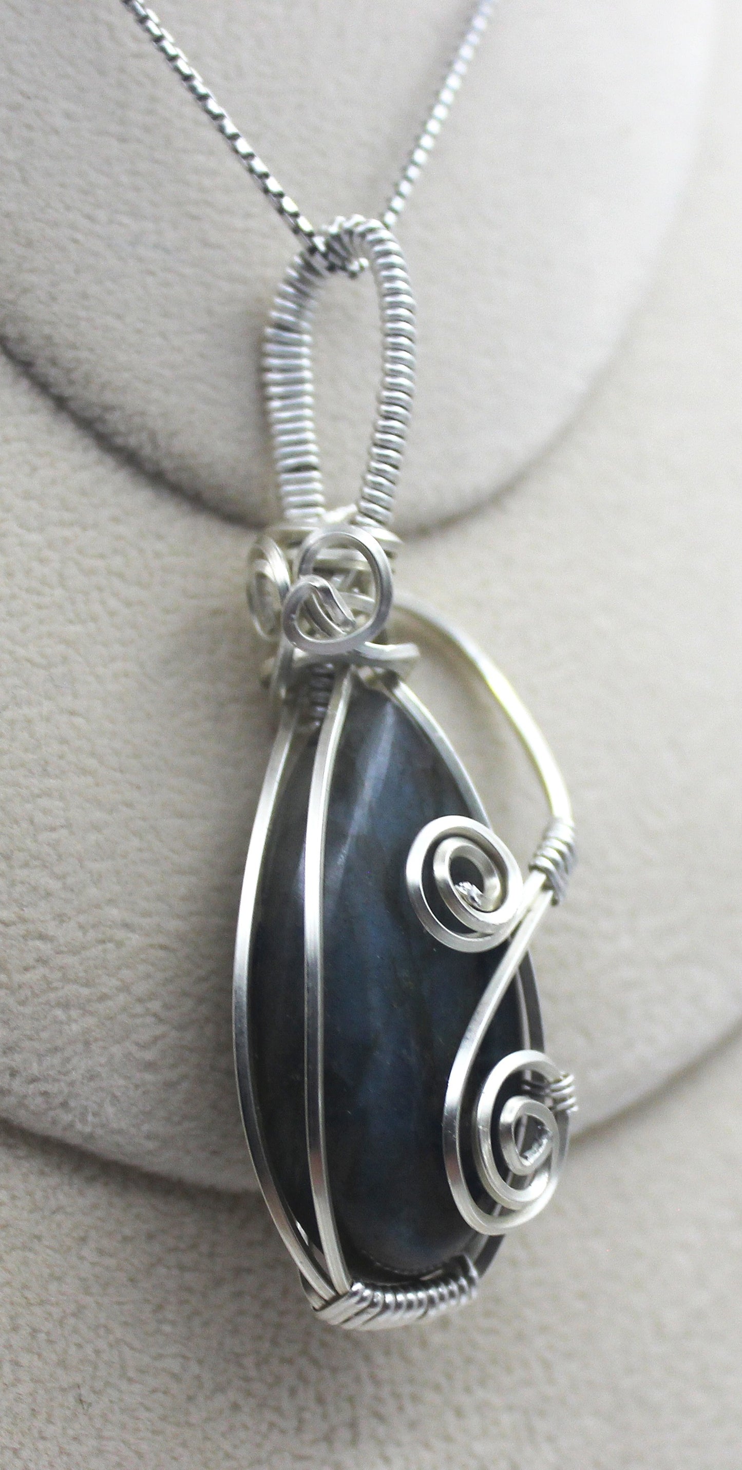 Argentium Silver Labradorite Pendant Necklace