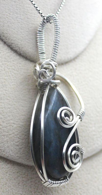 Argentium Silver Labradorite Pendant Necklace