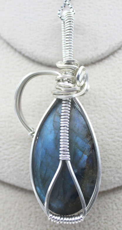Argentium Silver Labradorite Pendant Necklace