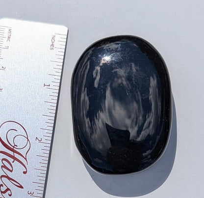 Onyx Palm Stones