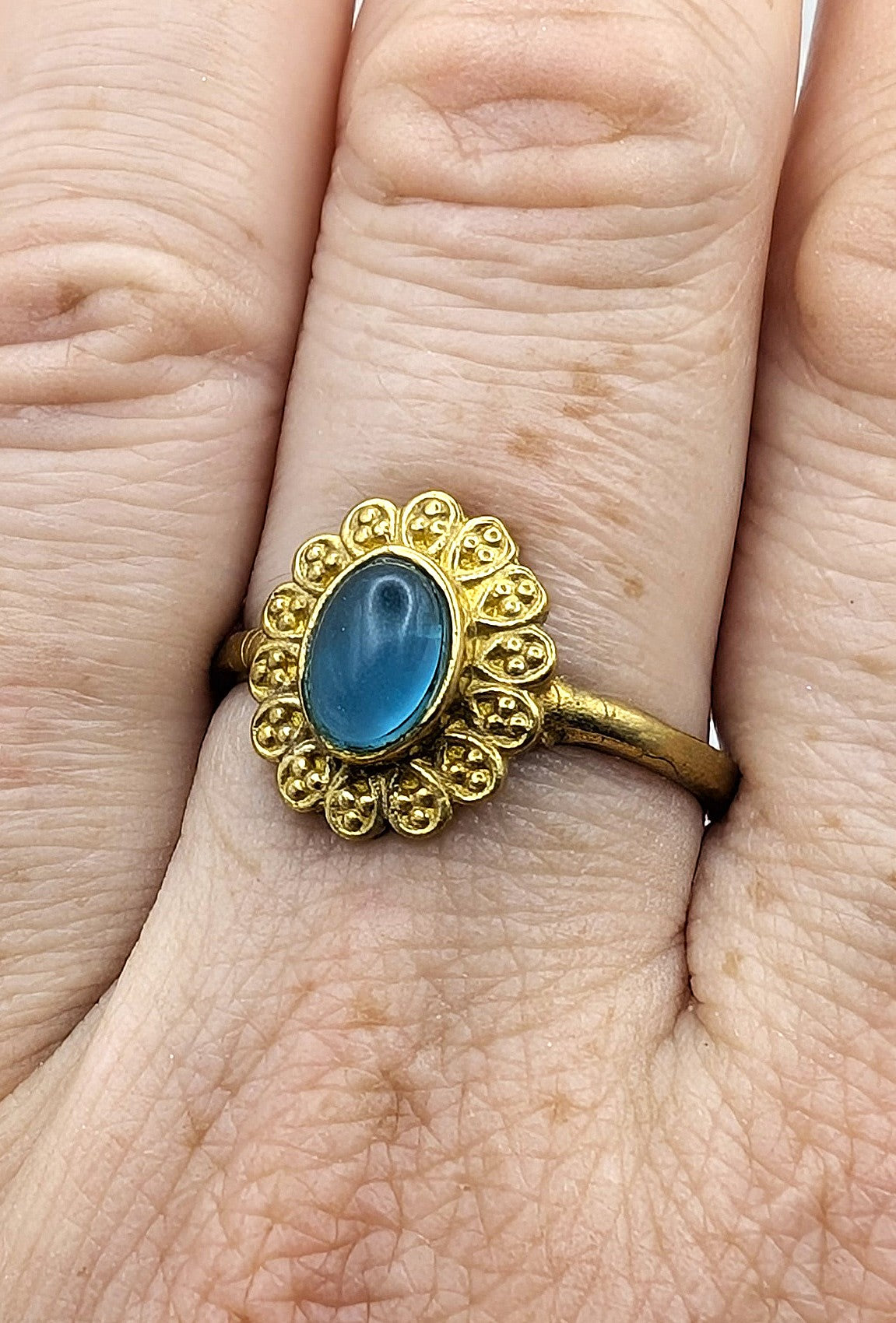 Ring Blue Cat’s Eye Glass Gold Color Plated