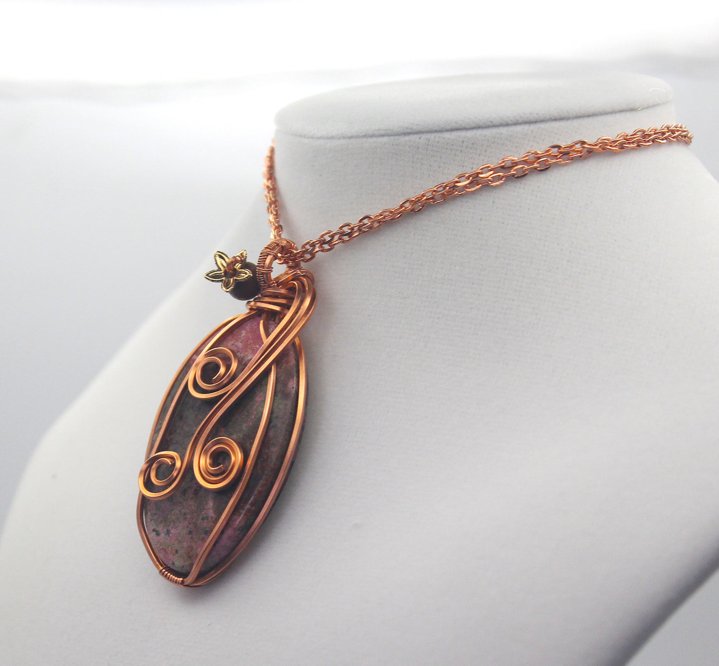 Raw Copper Caboltoan Calcite Beaded Pendant Neclace