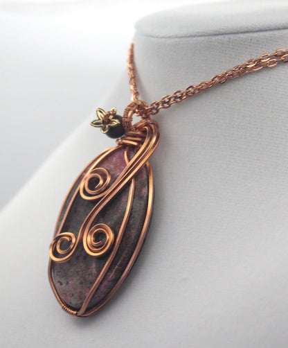 Raw Copper Caboltoan Calcite Beaded Pendant Neclace