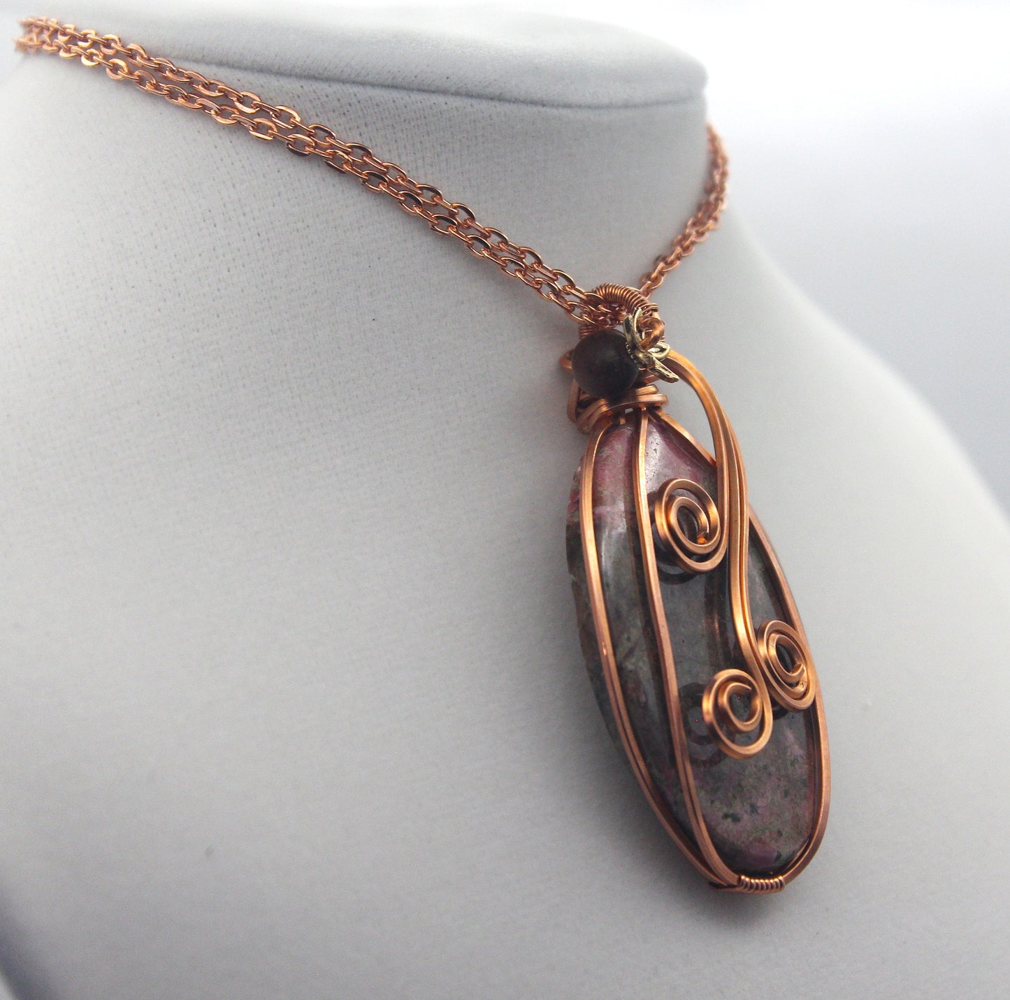Raw Copper Caboltoan Calcite Beaded Pendant Neclace