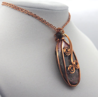 Raw Copper Caboltoan Calcite Beaded Pendant Neclace