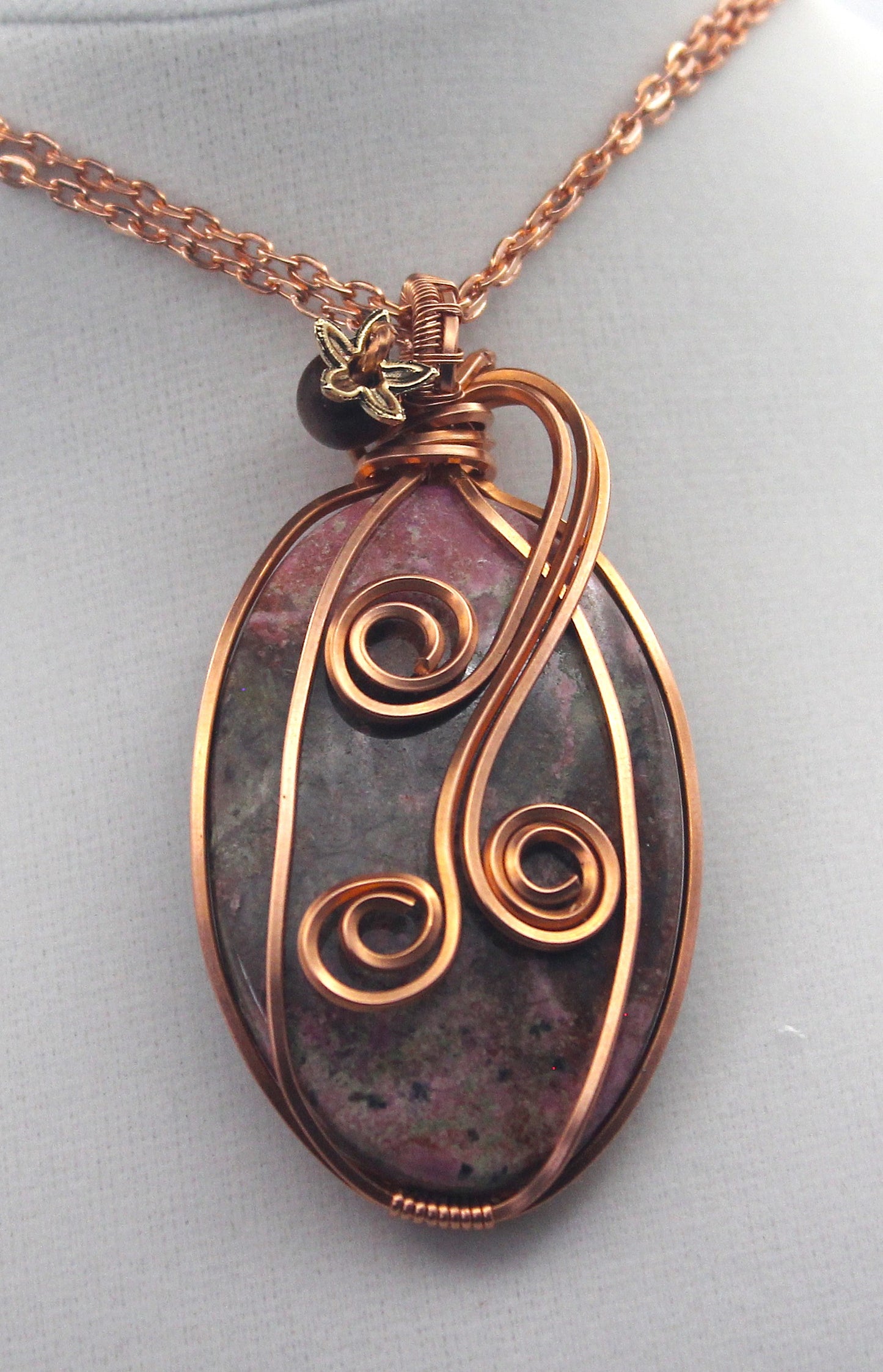 Raw Copper Caboltoan Calcite Beaded Pendant Neclace