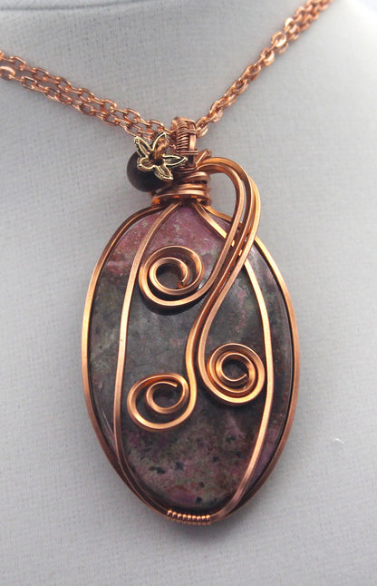 Raw Copper Caboltoan Calcite Beaded Pendant Neclace