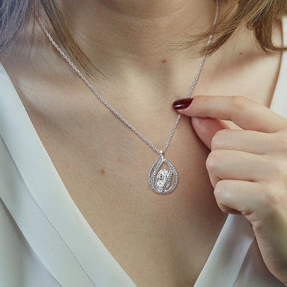 Tryndi Orbital Birdcage Necklace