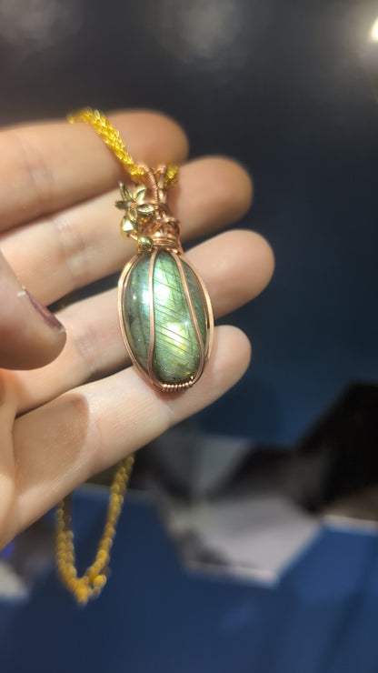 Raw Copper Labradorite Beaded Pendant Necklace