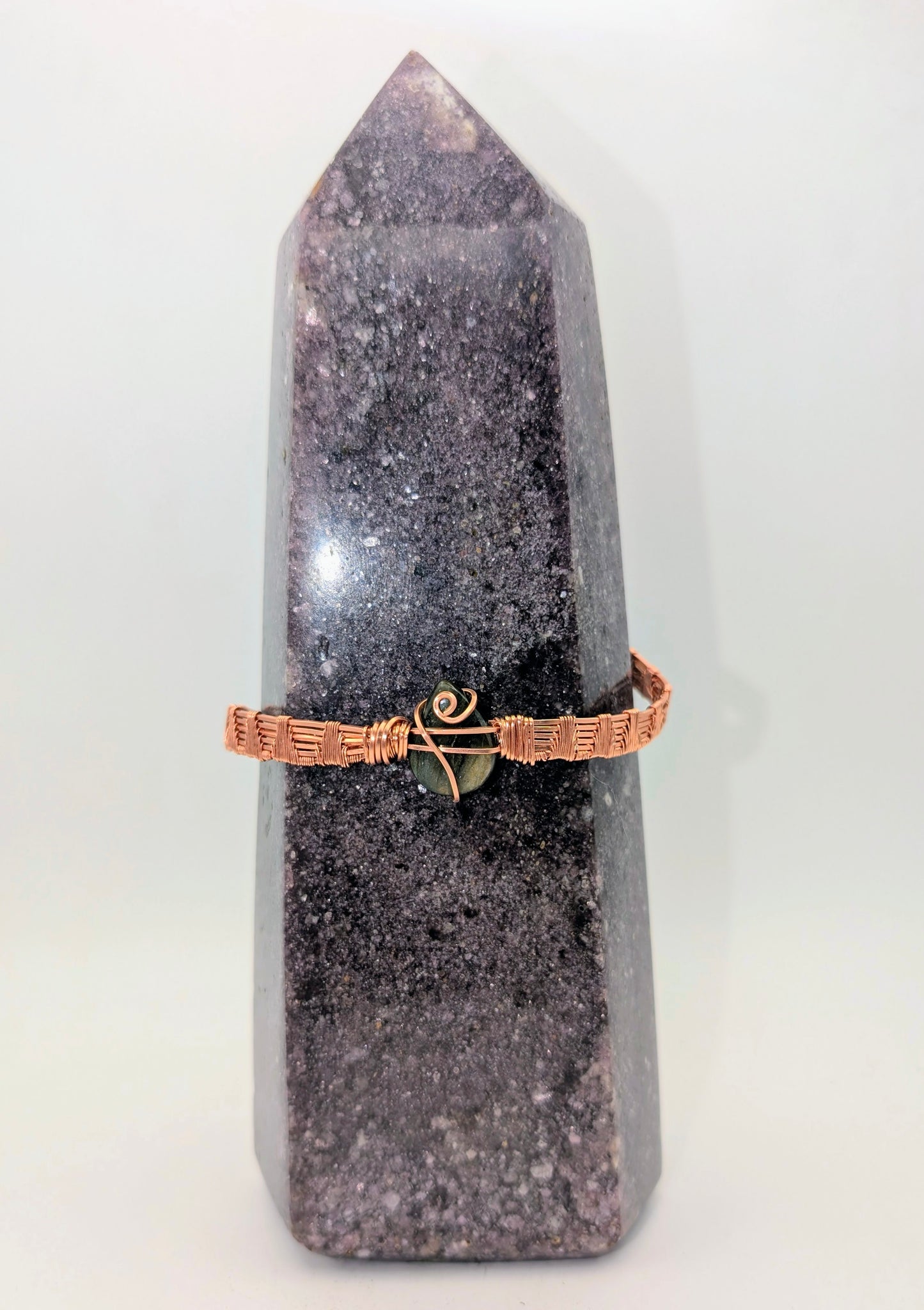 Raw Copper Labradorite Bracelet – One-of-a-Kind Handcrafted Wire-Wrapped Cuff