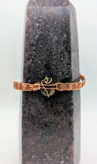 Raw Copper Labradorite Bracelet – One-of-a-Kind Handcrafted Wire-Wrapped Cuff