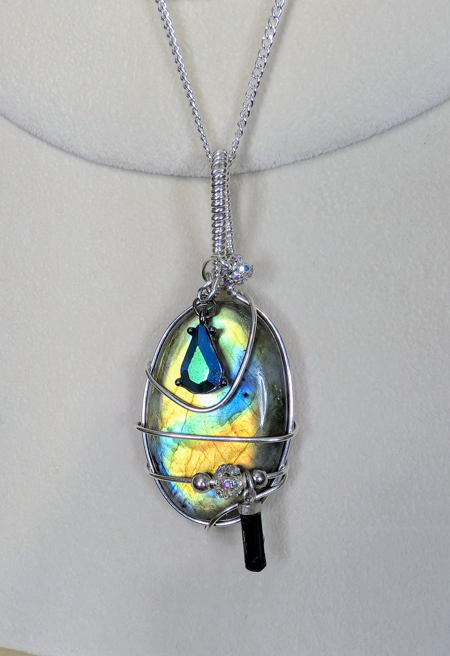 Labradorite Cabochon *Sterling Silver* Necklace
